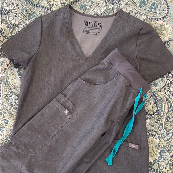 FIGS Scrubs + Greys Anatomy Scrubs - Picture 1 of 6